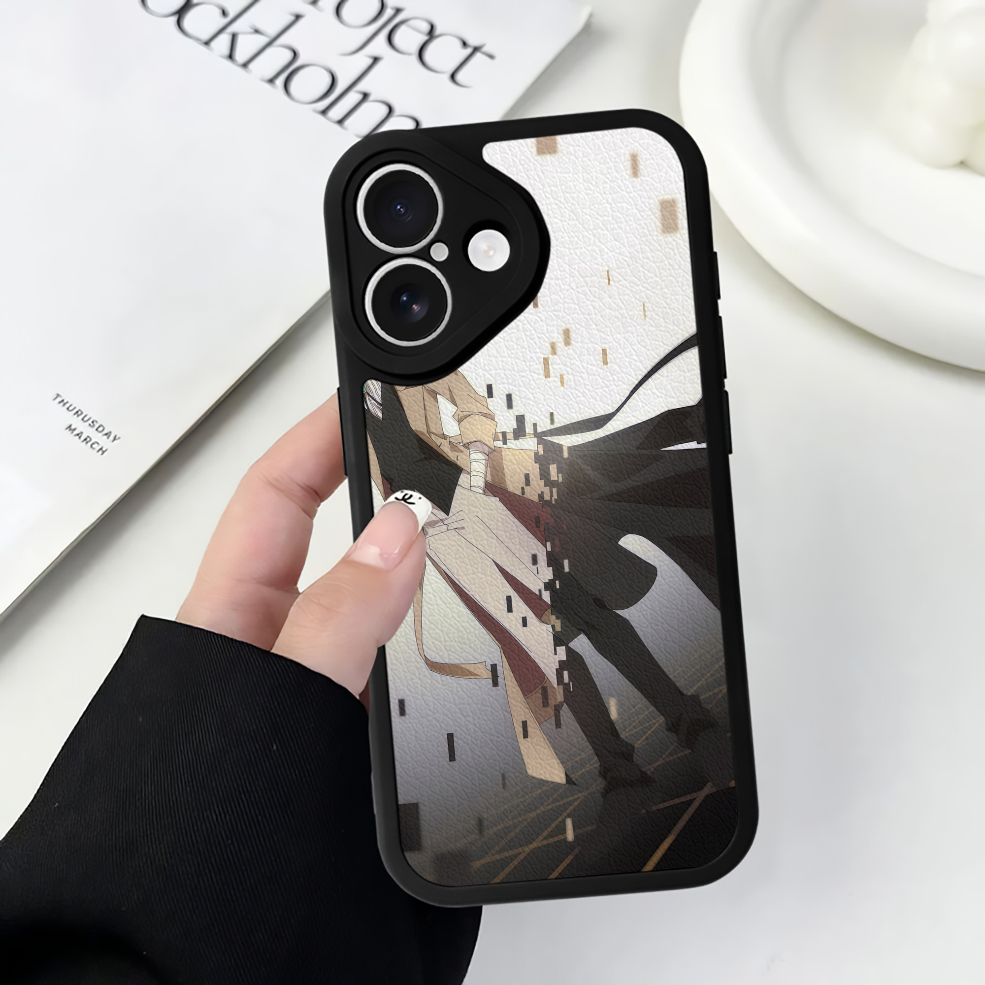 （画像用） 文豪ストレイドッグス Bungo Stray Dogs 【iPhone 16シリーズ対応】シリコンスマホケース（レザー調） 材質：シリコン